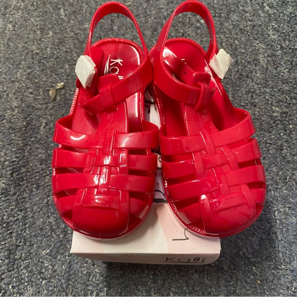 NWT BABY TODDLER RED SANDALS